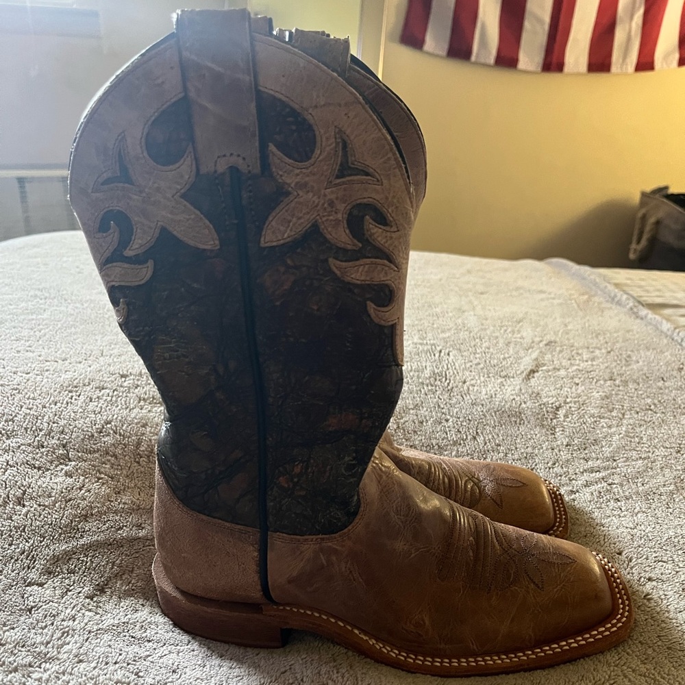 Women’s Cowgirl Boots